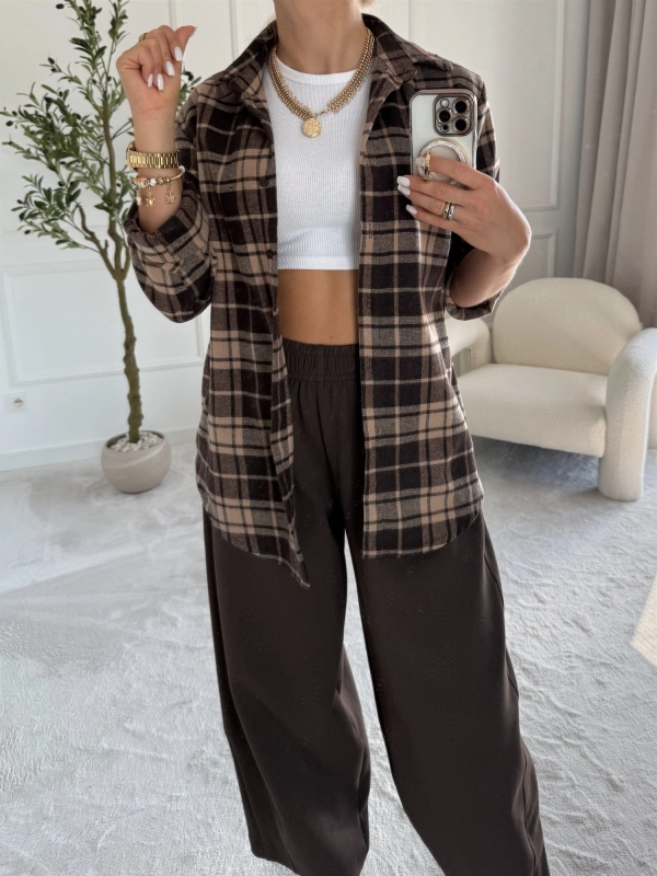 Koszula damska w kratę oversize FRIDA brąz – Noelia, przód, rozpięta