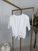 Biały T-shirt damski z wydłużonym przodem Noelia