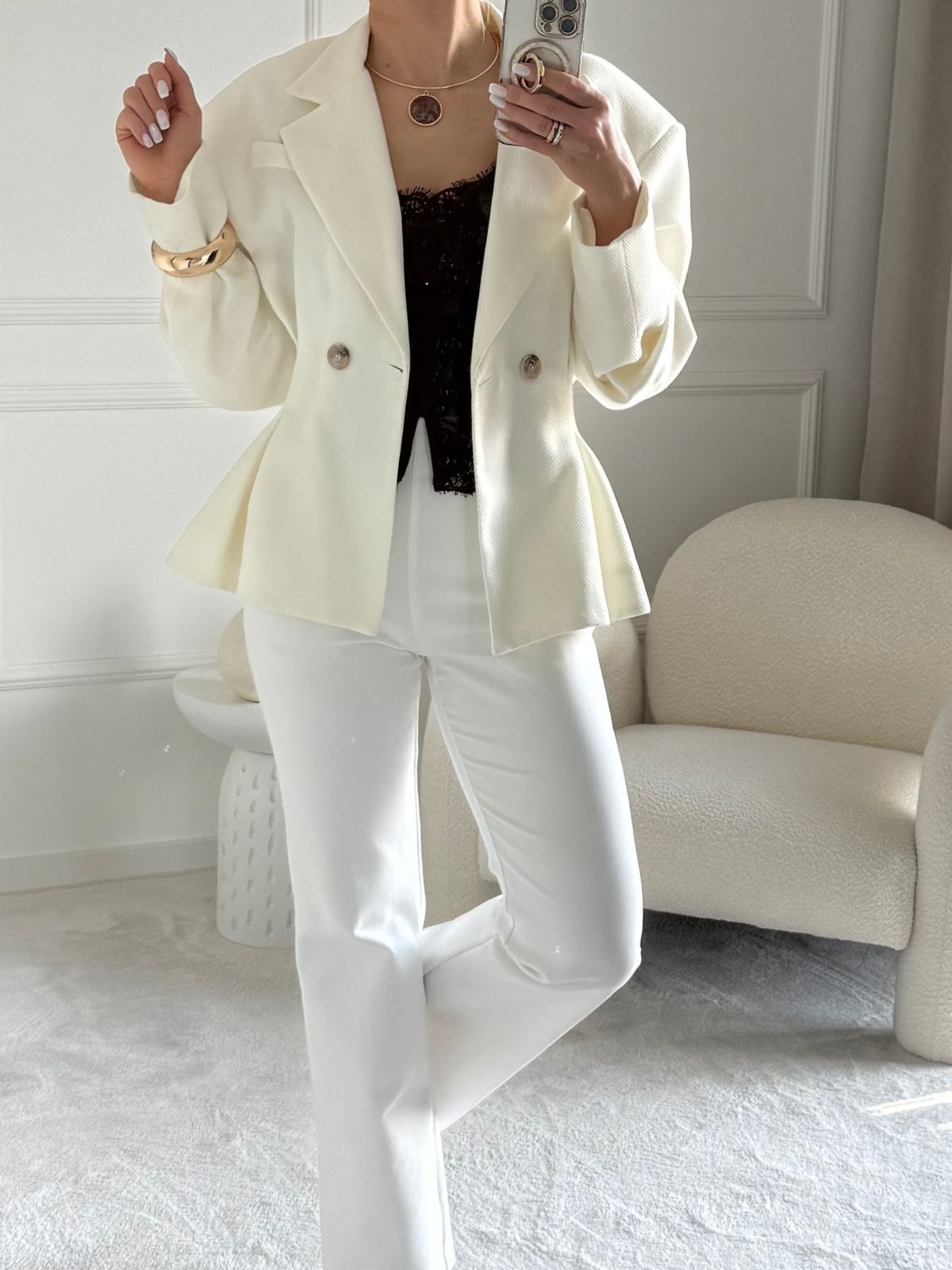 elegancka marynarka, moda, modna, marynarka premium, wiskoza, polska produkcja, kremowa marynarka, ecru marynarka, oryginalna marynarka, marynarka na komunie, marynarka na wesele, żakiet na wesele